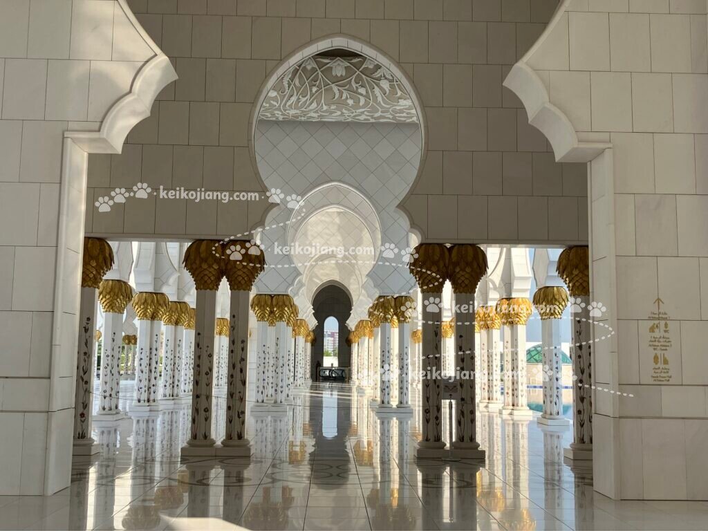 謝赫扎耶德大清真寺 Sheikh Zayed Grand Mosque|當信仰遇上建築藝術,感受令人驚嘆的伊斯蘭之美