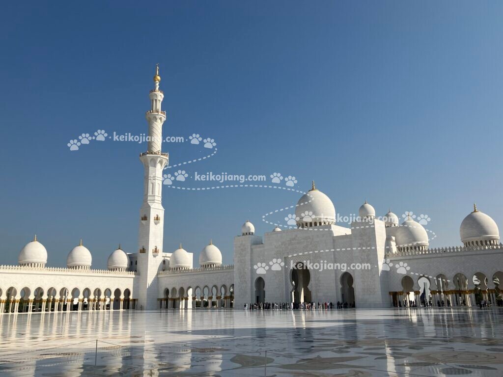 謝赫扎耶德大清真寺 Sheikh Zayed Grand Mosque|當信仰遇上建築藝術,感受令人驚嘆的伊斯蘭之美