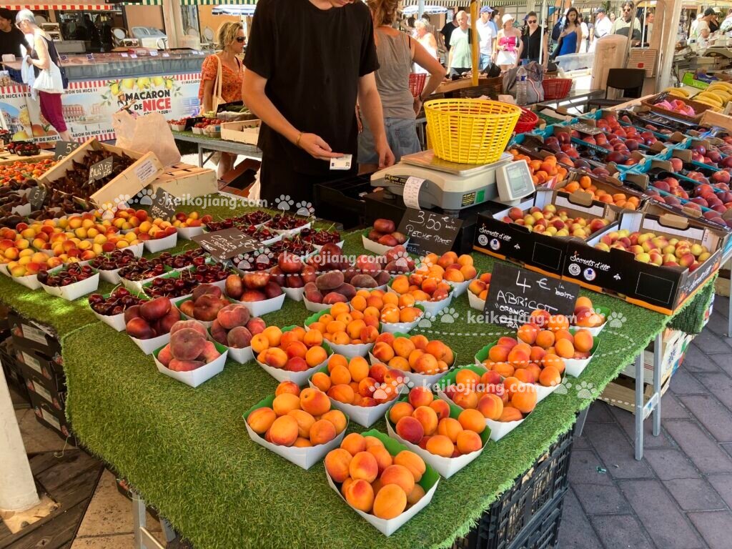 Cours Saleya Market（薩雷亞市集）｜尼斯最熱鬧的傳統市集，美食小吃與花市一次看