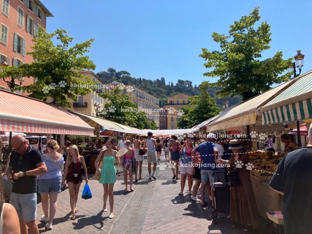 Cours Saleya Market（薩雷亞市集）｜尼斯最熱鬧的傳統市集，美食小吃與花市一次看
