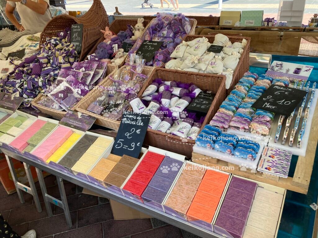 Cours Saleya Market（薩雷亞市集）｜尼斯最熱鬧的傳統市集，美食小吃與花市一次看