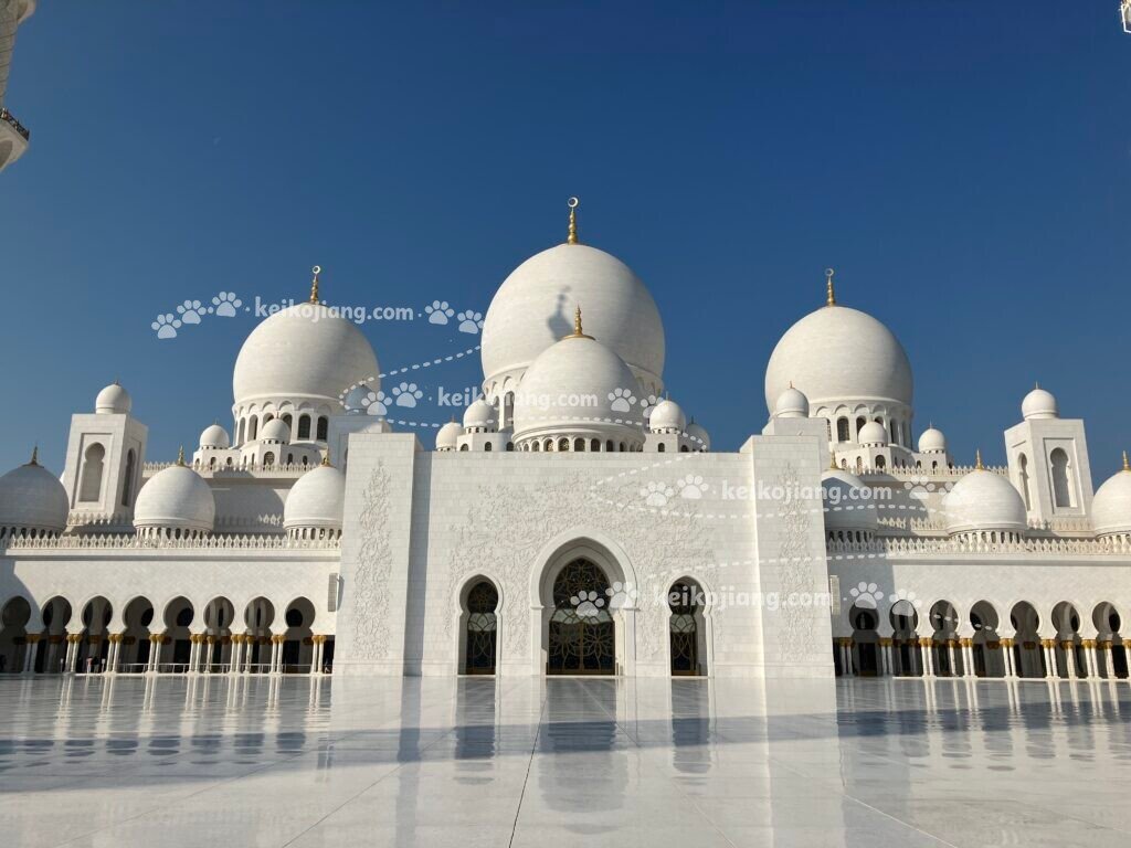 謝赫扎耶德大清真寺 Sheikh Zayed Grand Mosque｜當信仰遇上建築藝術，感受令人驚嘆的伊斯蘭之美